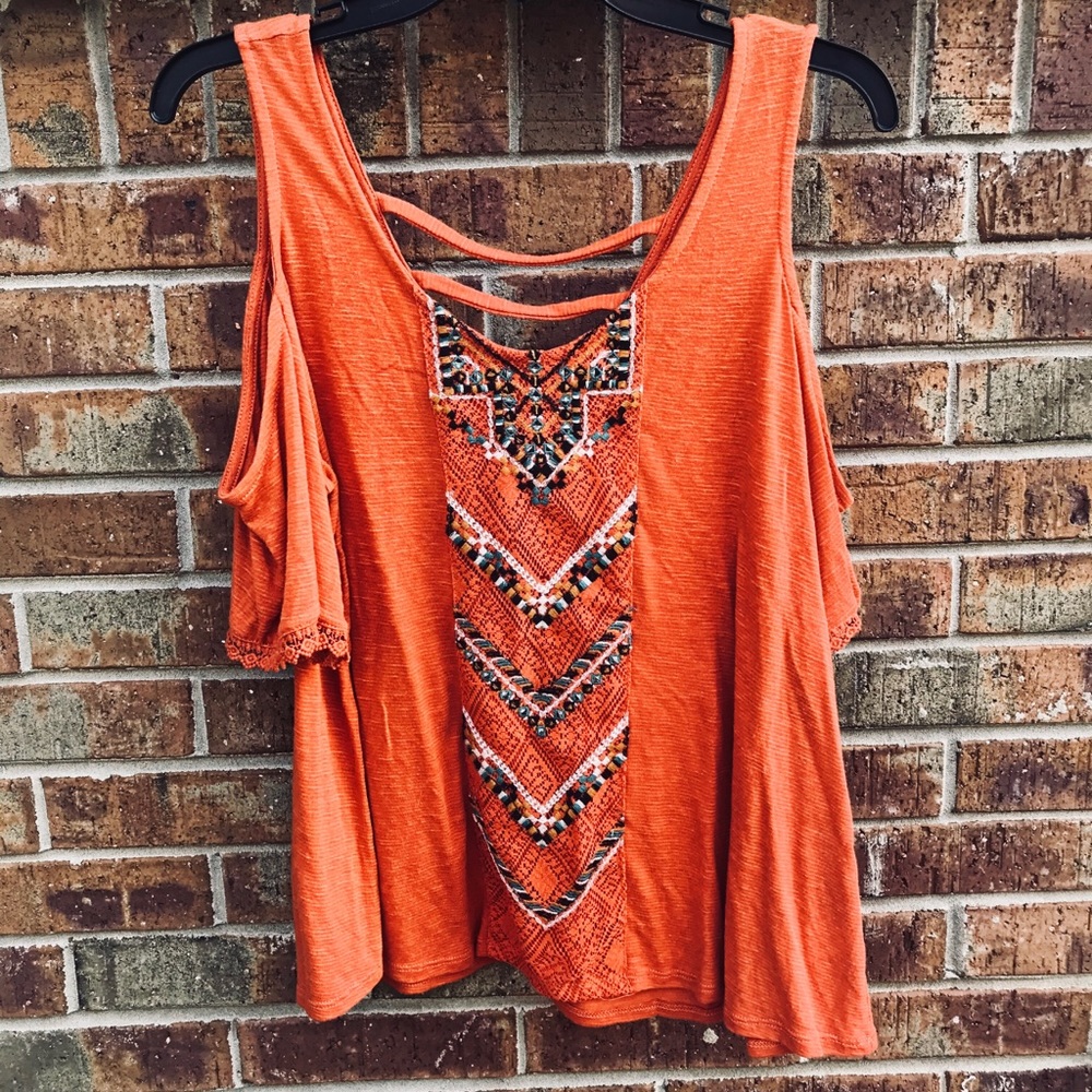 NWT Boutique Cold Shoulder Top